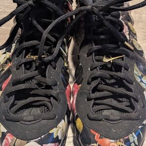 Men's Nike Foamposites Floral Black Sneakers with Gold Accents